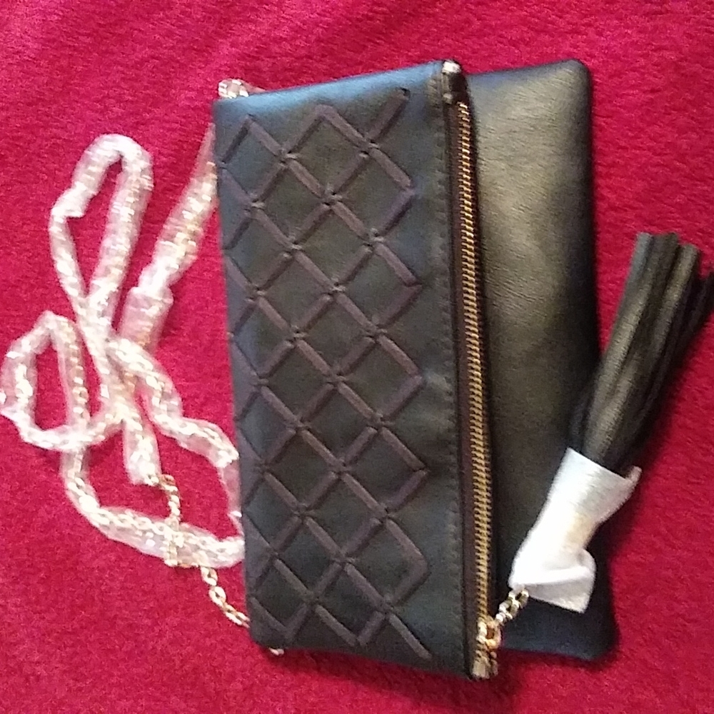 URBAN EXPRESSION PURSE